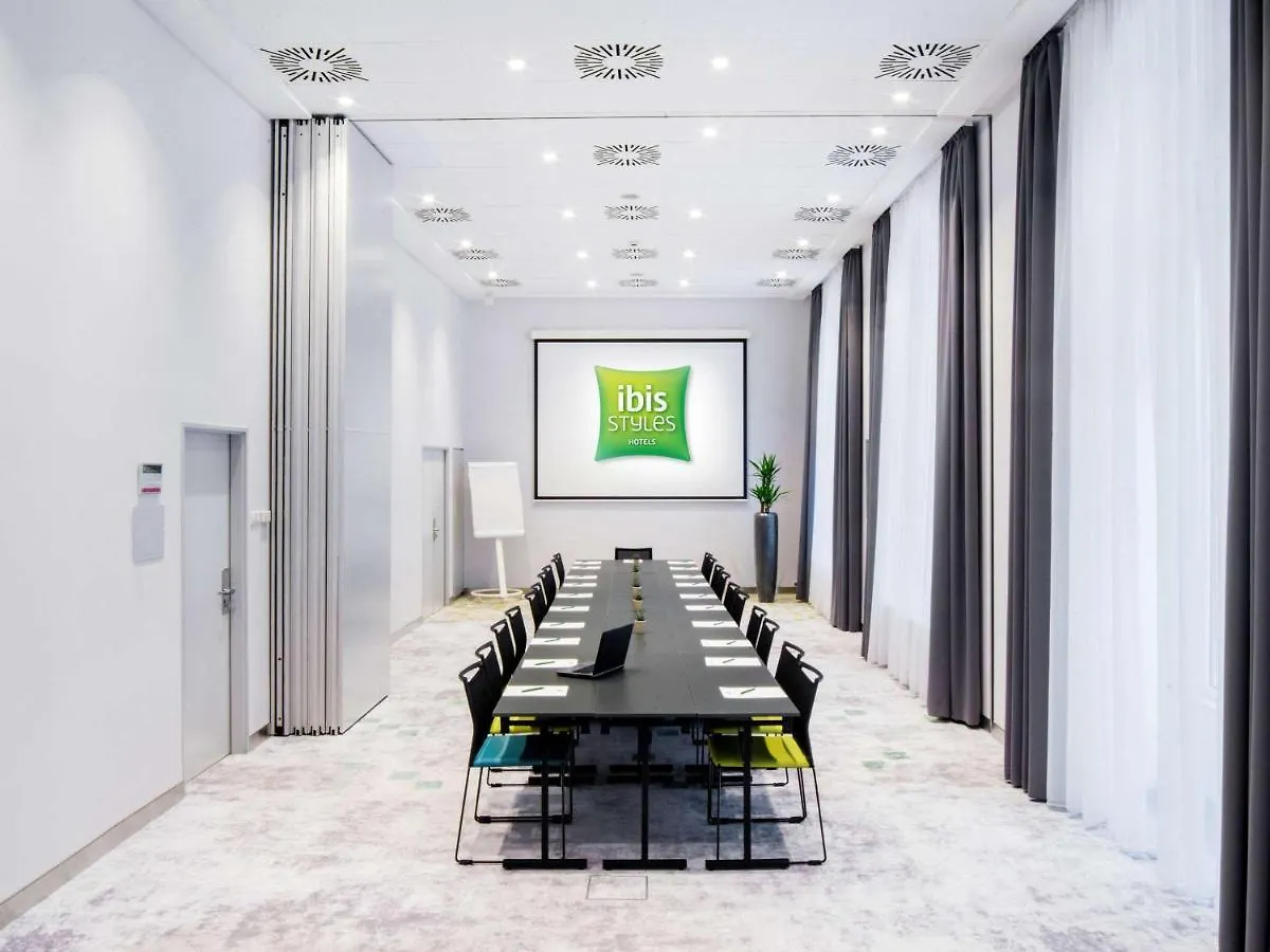 *** Hotel Ibis Styles Budapest Center Hungria