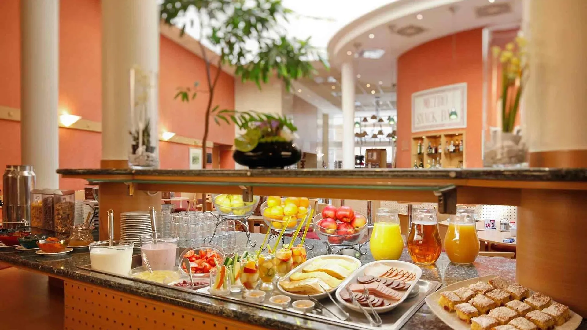 Ibis Styles Budapest Center 3*,