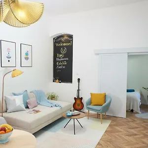 Self Check-in Cozy Stylish Flat By Vaci Street Apartment